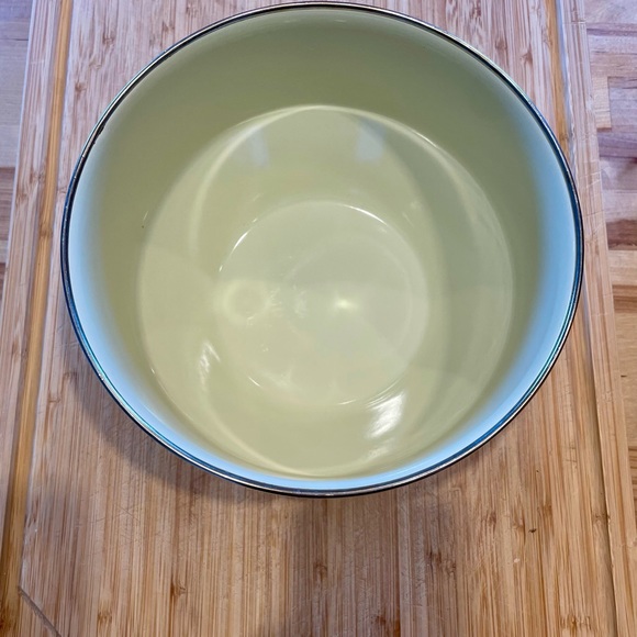 Enamel Nesting Mixing Bowls, Cabernet Pattern by Tabletops Unlimited, Set of 4 - Picture 5 of 9